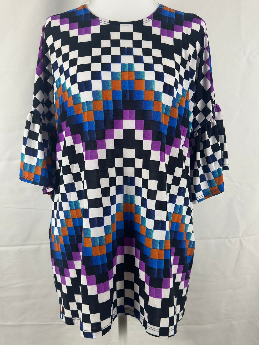 Azules Geometric Pixel Print Ruffle Sleeve Top – NWOT – Size M Fall BTS